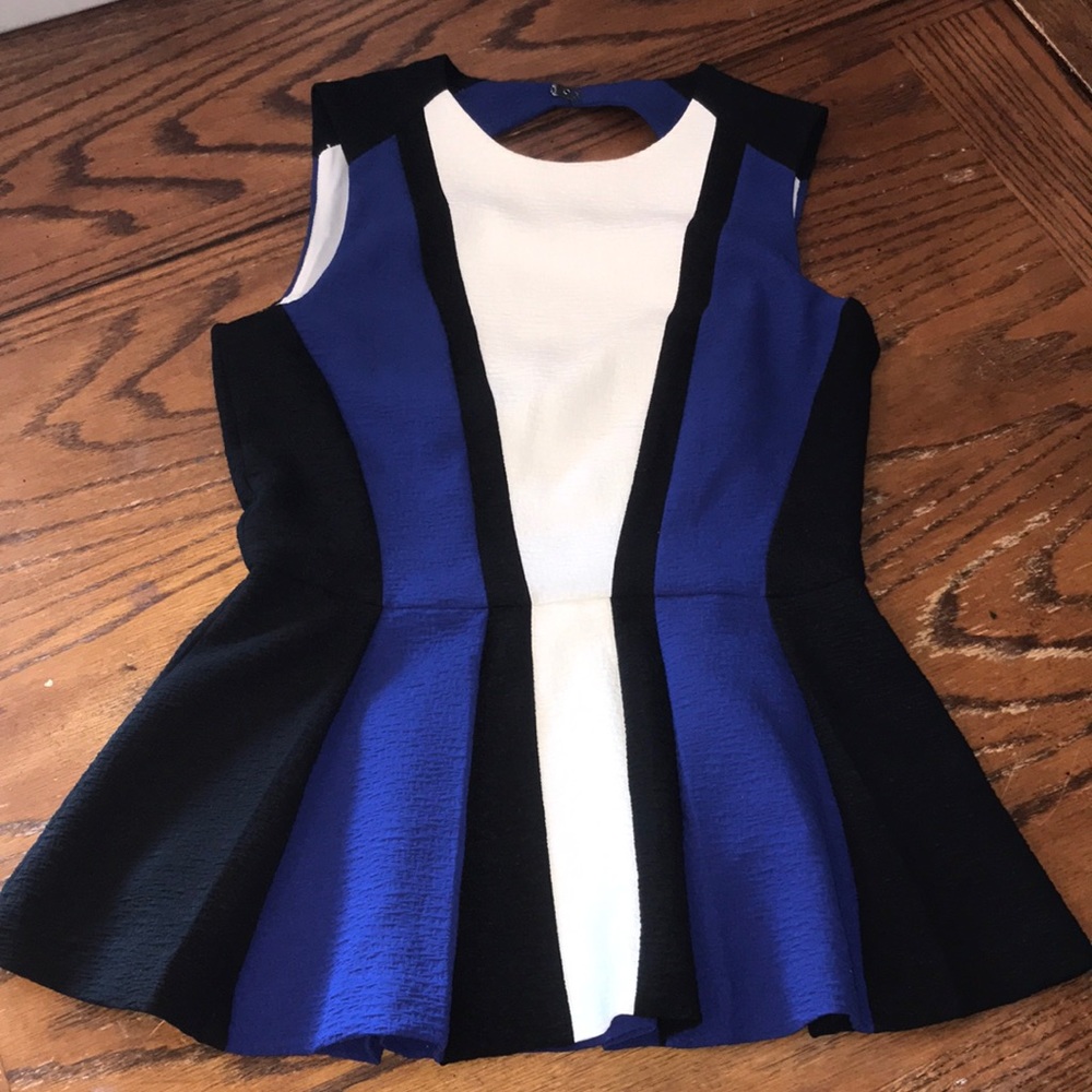 H&M fit flare sleeveless top 6